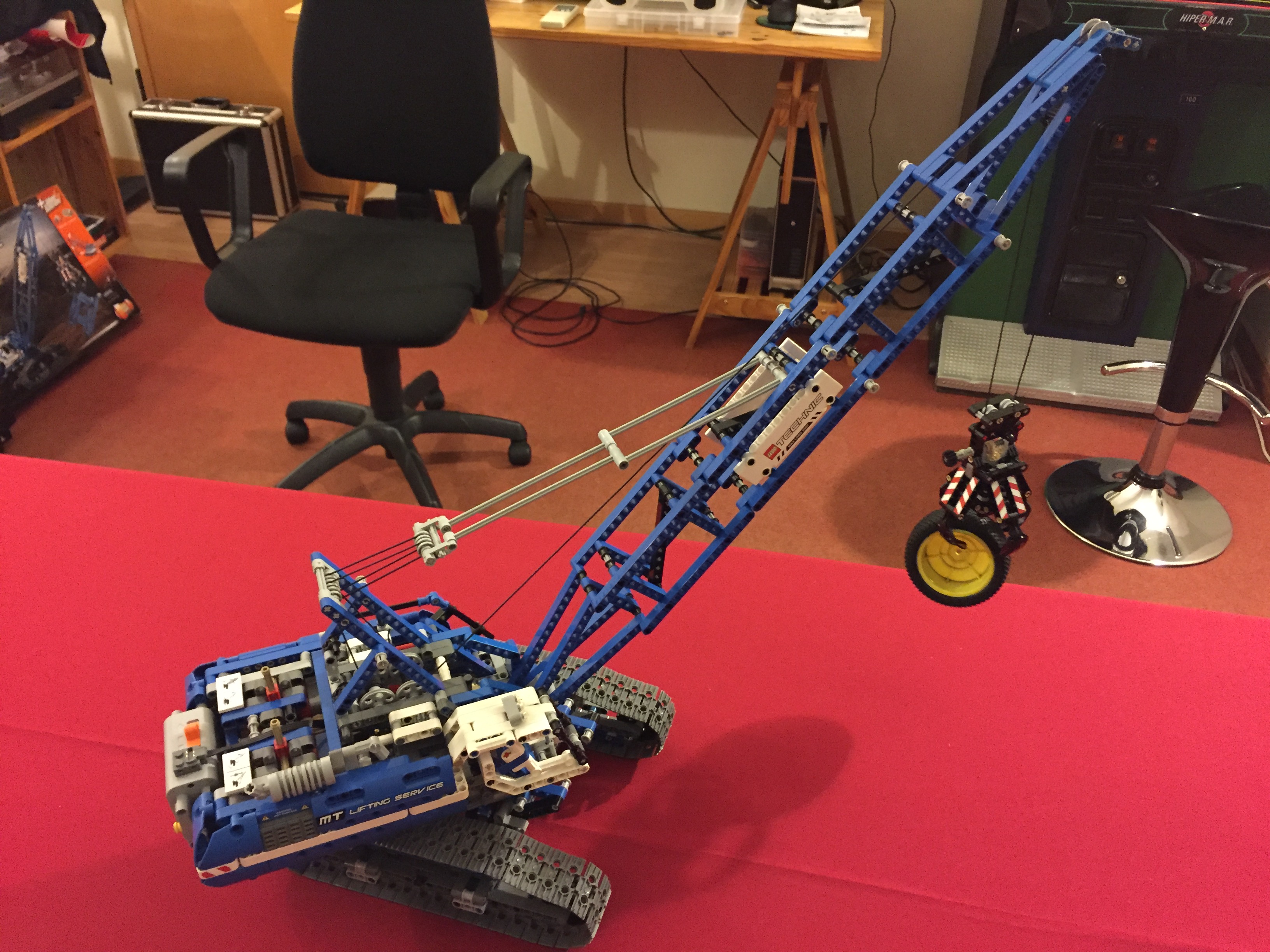 Lego Technic 42042 Crawler Crane – Build